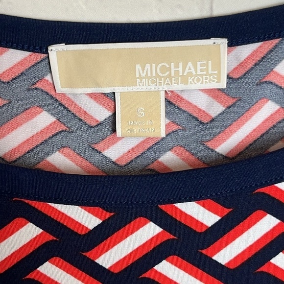 MICHAEL Michael Kors Geometric Print Cap Sleeve Dress - Picture 5 of 13